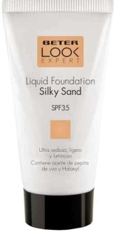 Beter Zijdezachte vloeibare make-up basis SPF 35